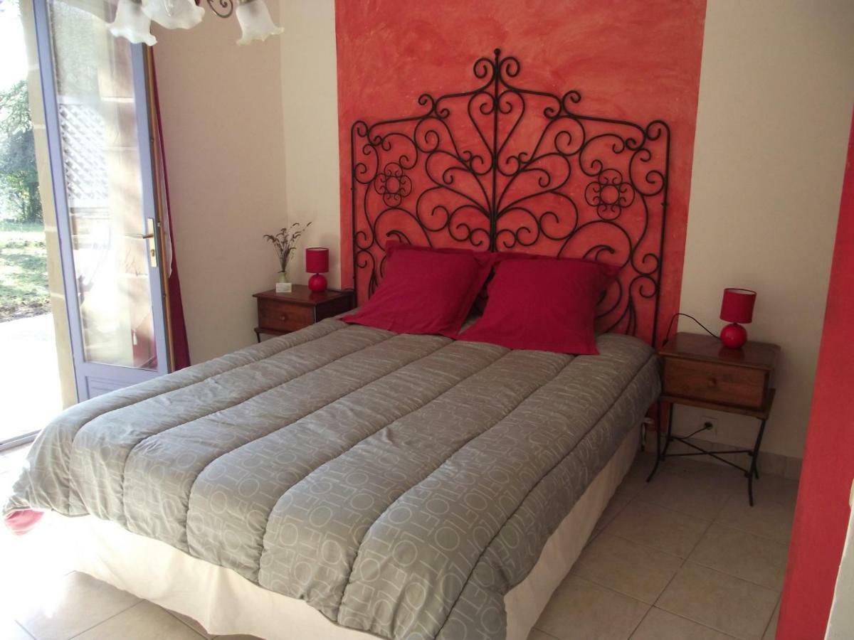 Domaine Des Cigales, Chambre D'Hotes Saint-Martin-d'Aout Экстерьер фото